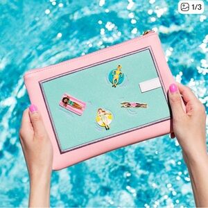 Studio DIY! Pool clutch with Pins RARE